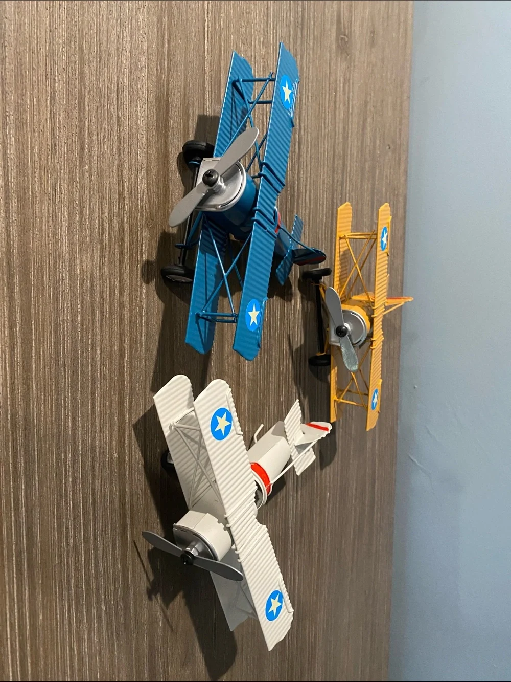 Blue, Yellow & White Vintage-Style Planes Decorations